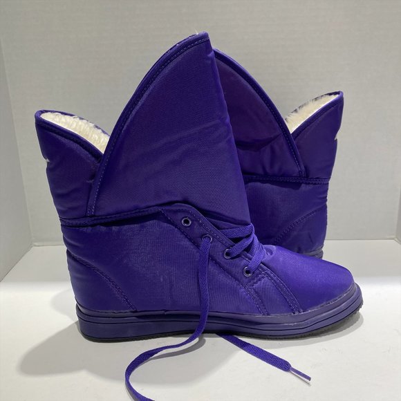 Blue Winter Sneakers In Size 9 - Picture 5 of 5